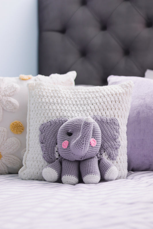 Cojín Amigurumi Elefantito Dulce Sueño